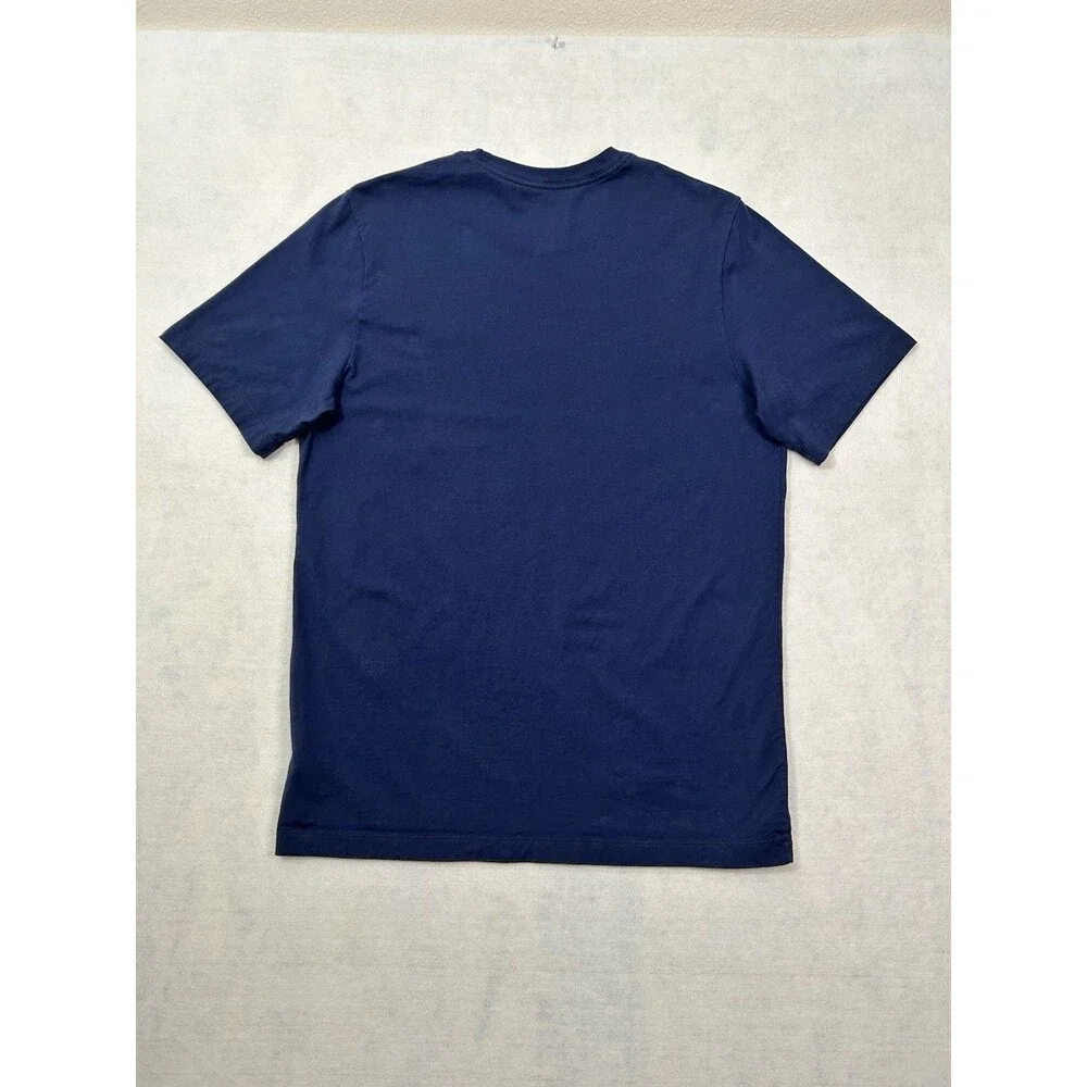 Nike Sportswear Club Medium Mens Short Sleeve Shirt Navy Blue Embroidered Swoosh